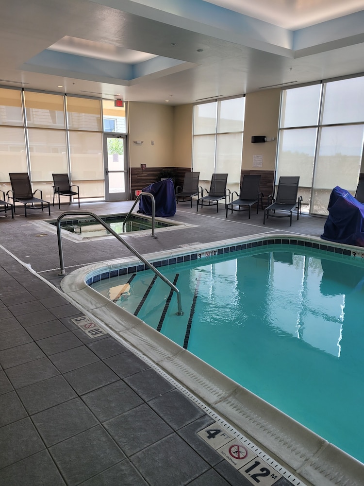 Fairfield Inn & Suites by Marriott Butte - photo 32