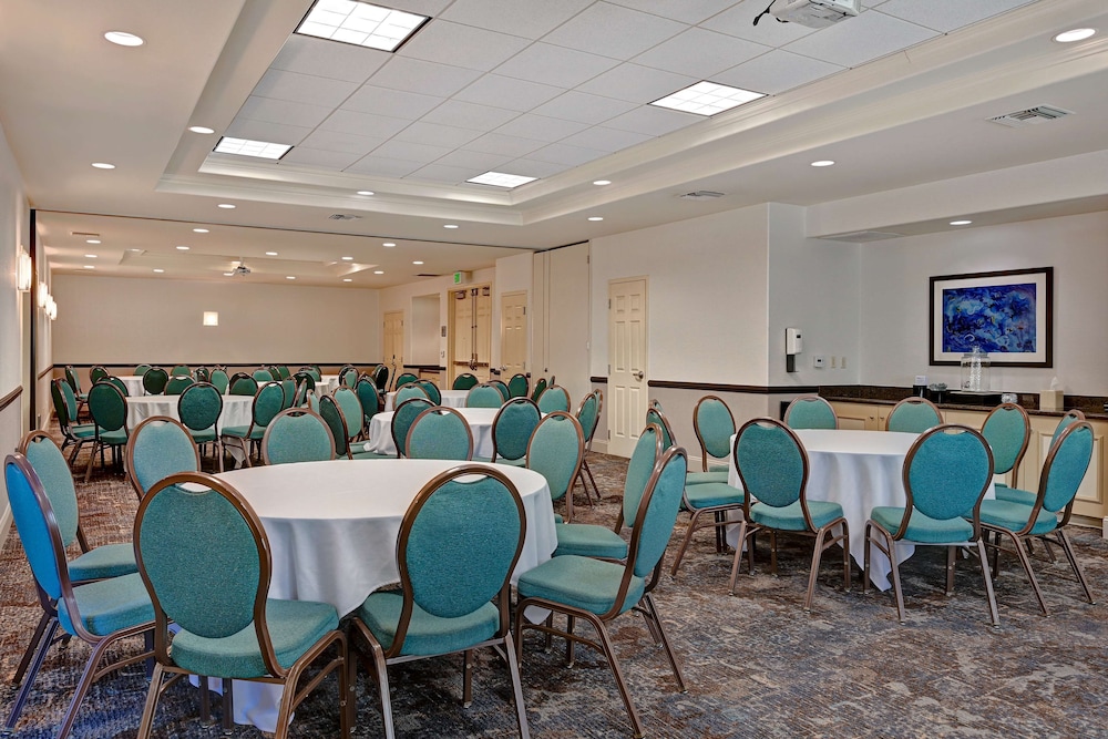 Hilton Garden Inn San Bernardino - photo 65