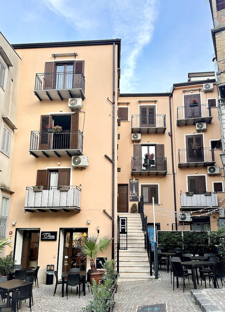Il Carro Comfortable Rooms — hotel in San Giovanni Gemini