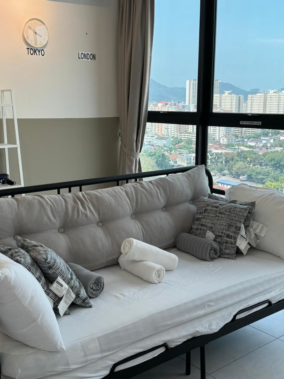 Urban Suites Georgetown by BNB4U — 4-Star Luxury Hotel in George Town, Malaysia