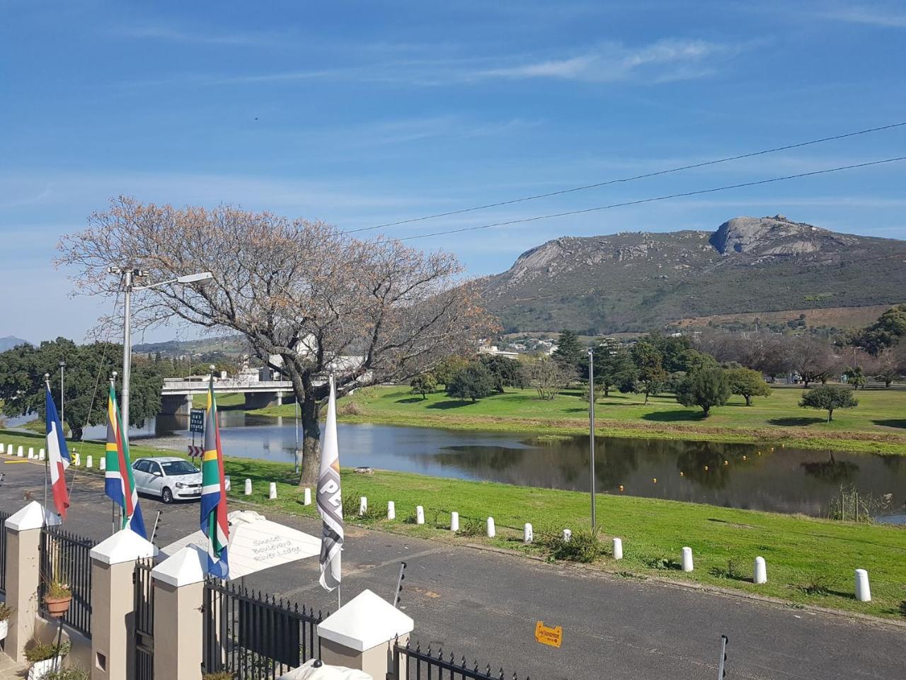 Sunset Boulevard Riverlodge in Paarl, South Africa