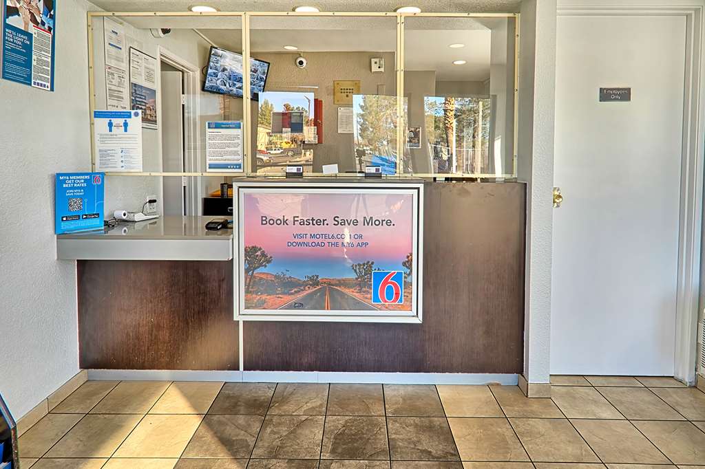 Motel 6 Lancaster CA - photo 22