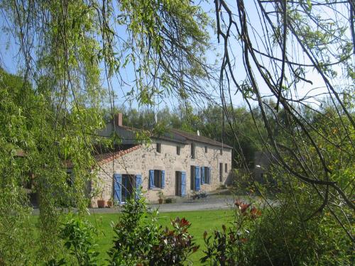 La Petite Vallee — hotel in Mauleon-Licharre