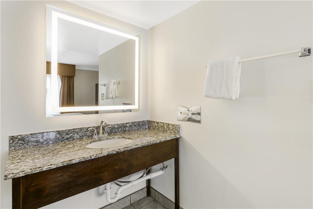 Best Western InnSuites Tucson Foothills Hotel & Suites - photo 65