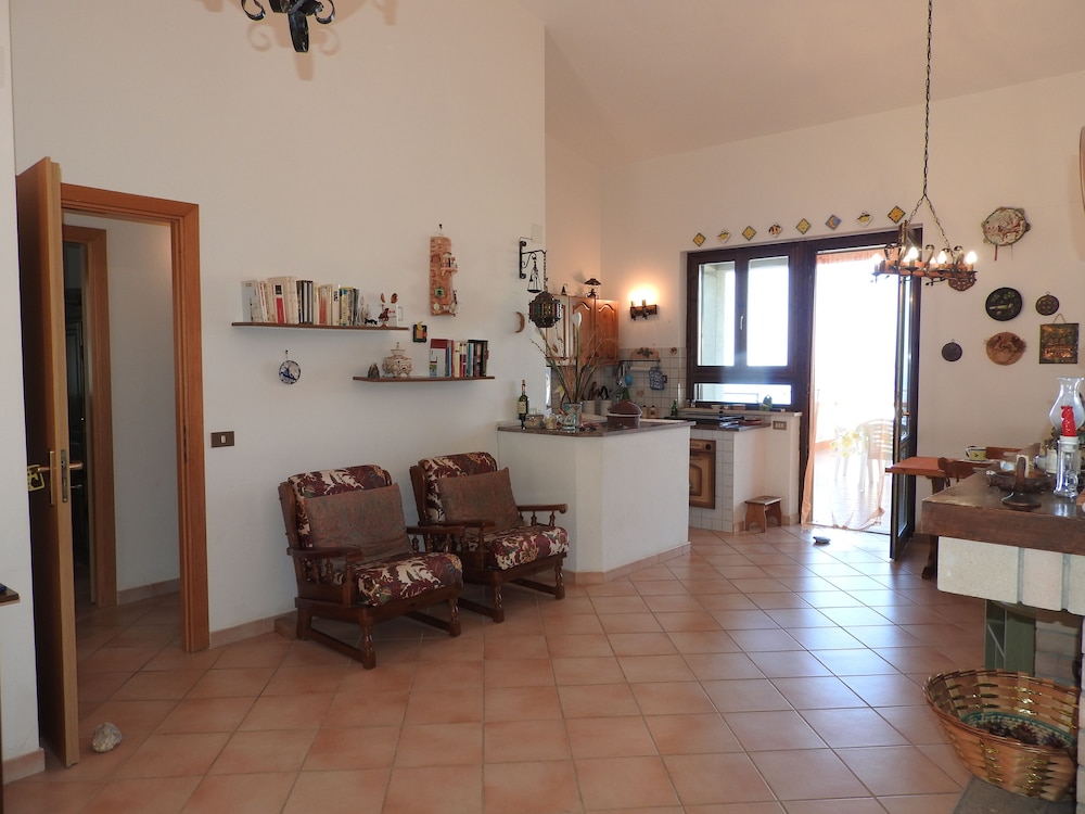 Terrazza Golden Hill in Trabia, Italy