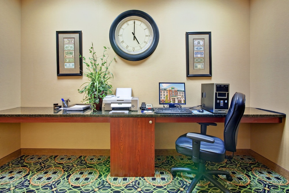 Holiday Inn Express & Suites Millington by IHG - photo 28