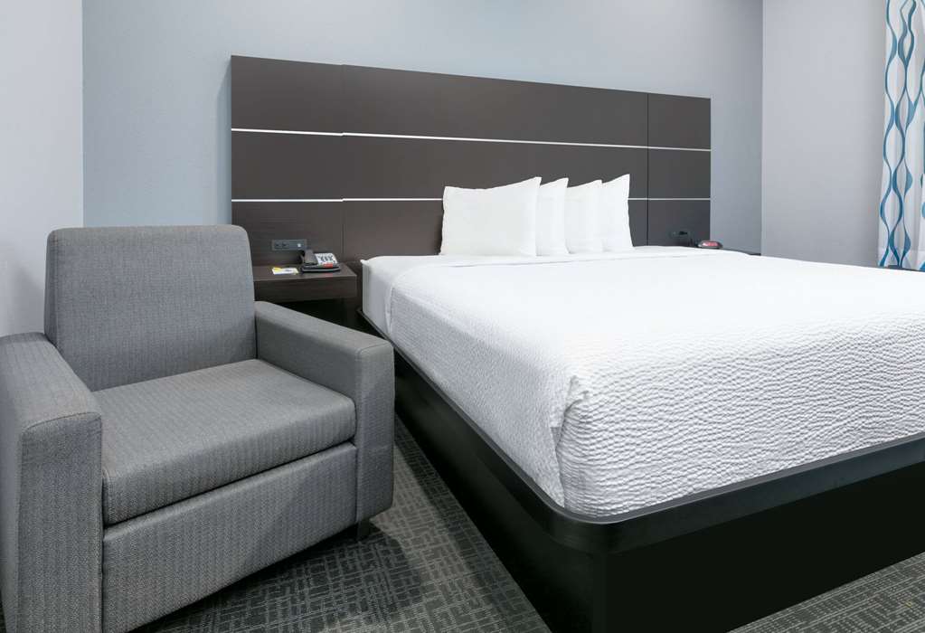 Days Inn by Wyndham Zachary LA - photo 19