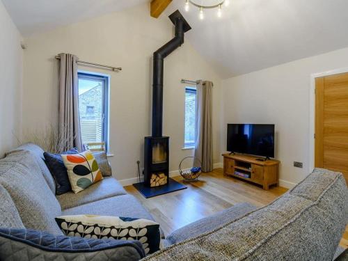 Rinstone Lodge Thornton Le Dale. Moors cottage with hot tub