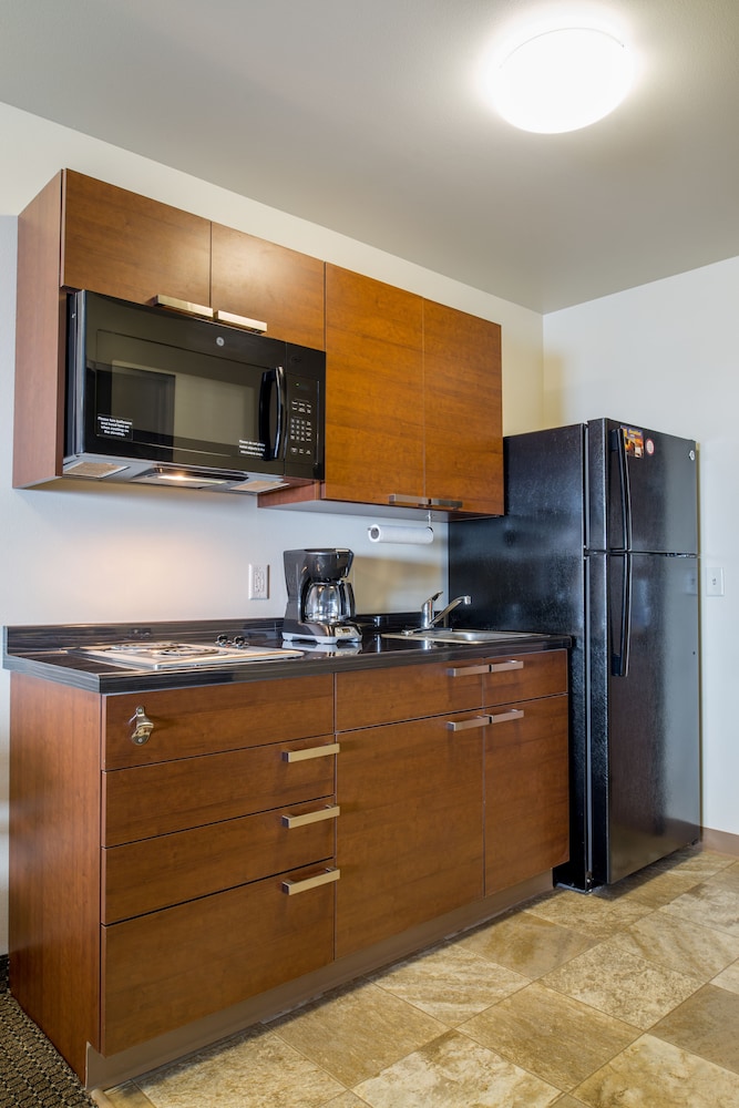 My Place Hotel Overland Park - photo 28