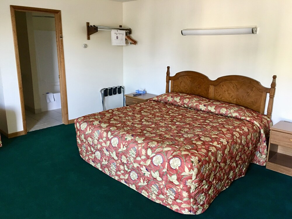 Thumb Heritage Inn - photo 22