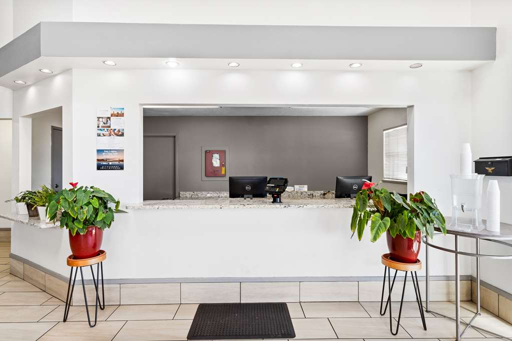 SureStay Hotel by Best Western Albuquerque Midtown - photo 3