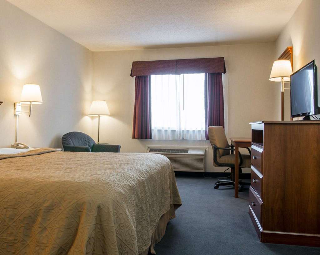 Quality Inn Hudsonville South - photo 6