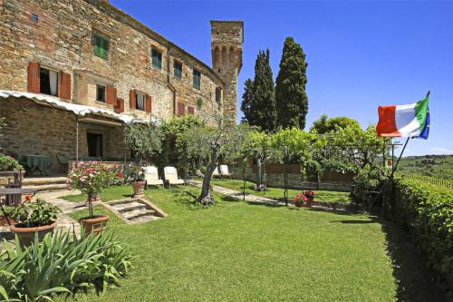 Apartment in B&B Del Giglio — 4-Star Luxury Hotel in Tavarnelle Val Di Pesa, Italy