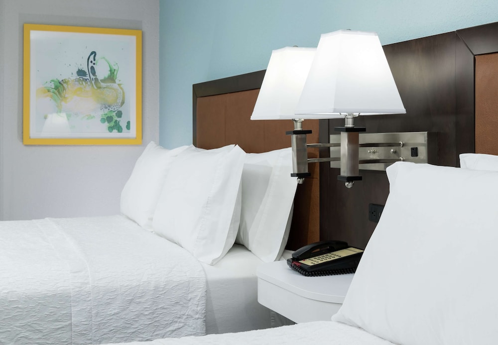 Hampton Inn & Suites Panama City Beach Pier Park Area - photo 8