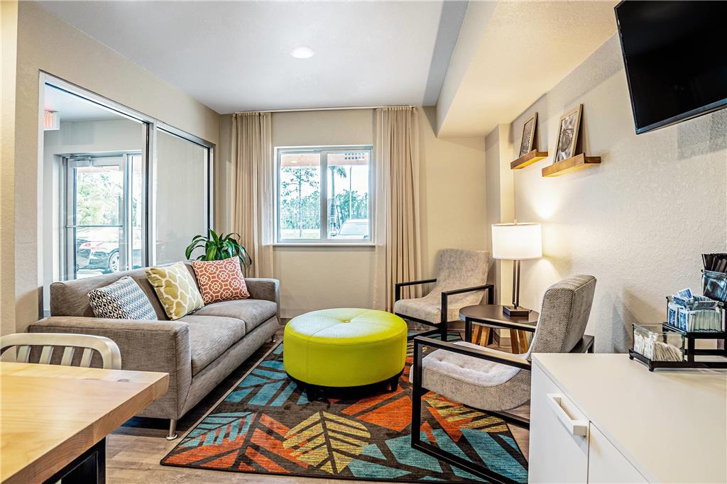 WoodSpring Suites Naples East - photo 8