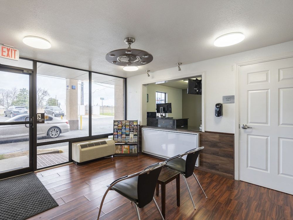 OYO Hotel Bossier City LA Red River - photo 5