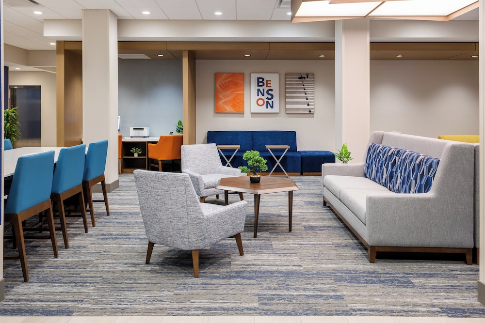Holiday Inn Express & Suites Benson by IHG - photo 6