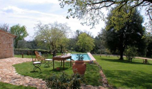 Gli Archi — 4-Star Luxury Hotel in Monteriggioni, Italy