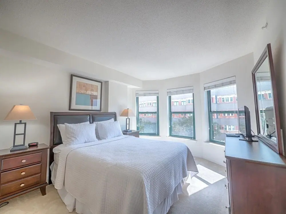 Global Luxury Suites At Thomas Circle - photo 12