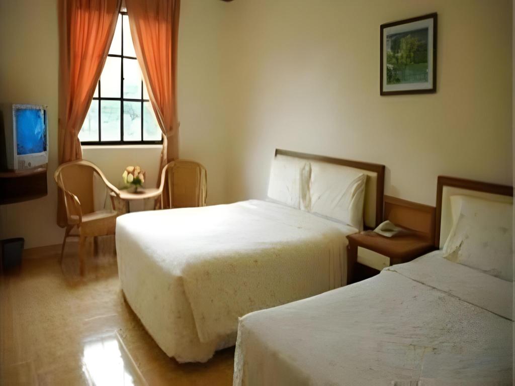 Ts Hotel Taman Rinting — hotel near Seletar Airport