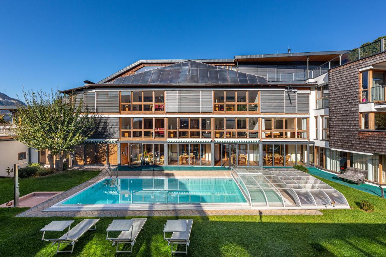 Martinshof — 4-Star Luxury Hotel in Sankt Johann In Tirol, Austria
