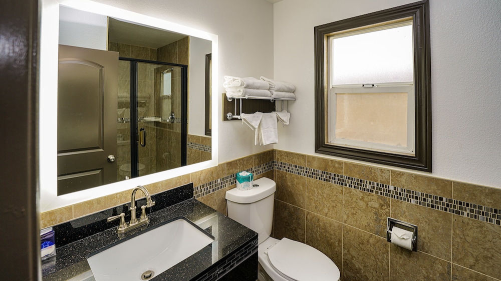 Americas Best Value Inn Antioch - photo 15