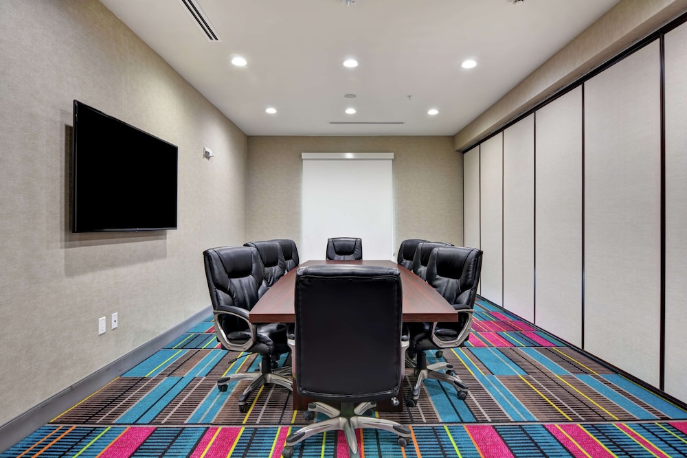 Home2 Suites by Hilton Pecos - photo 37