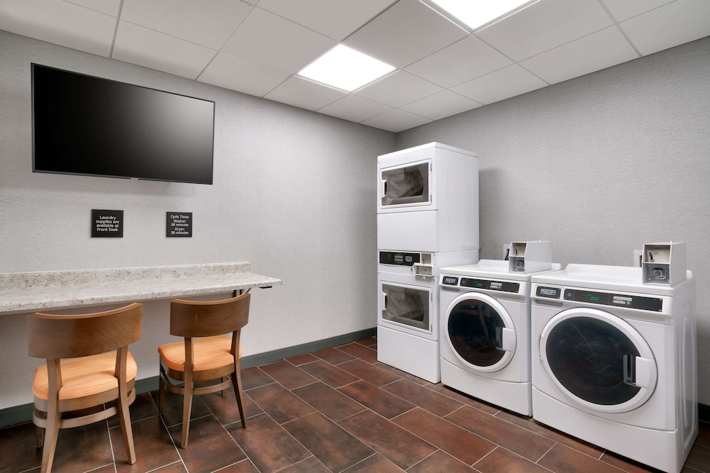 Hampton Inn & Suites By Hilton Spanish Fork Provo - photo 20