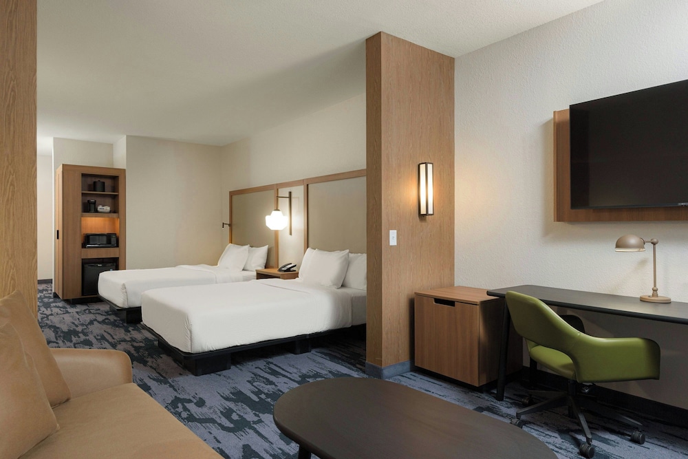 Fairfield By Marriott Inn & Suites Cincinnati Oakley - photo 15