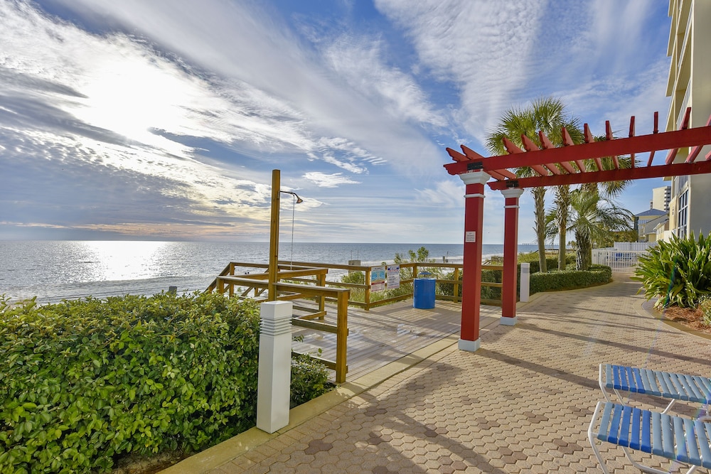Majestic Beach Resort by Book That Condo in Panama City Beach, United States