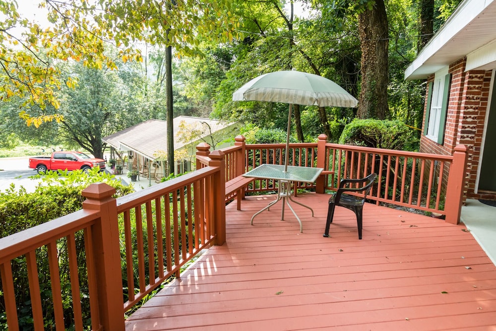 Mountain Aire Cottages & Inn - photo 146