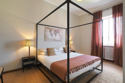 Elegant Moscova Apt — 4-Star Luxury Hotel in Milan, Italy