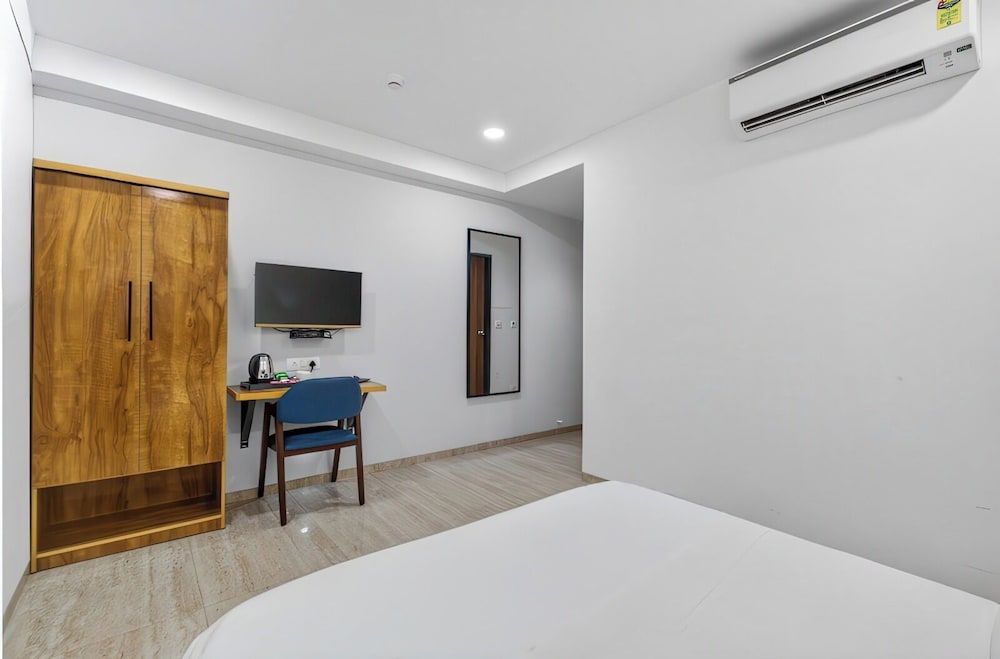 Playsales Rooms To Go — Vadodara