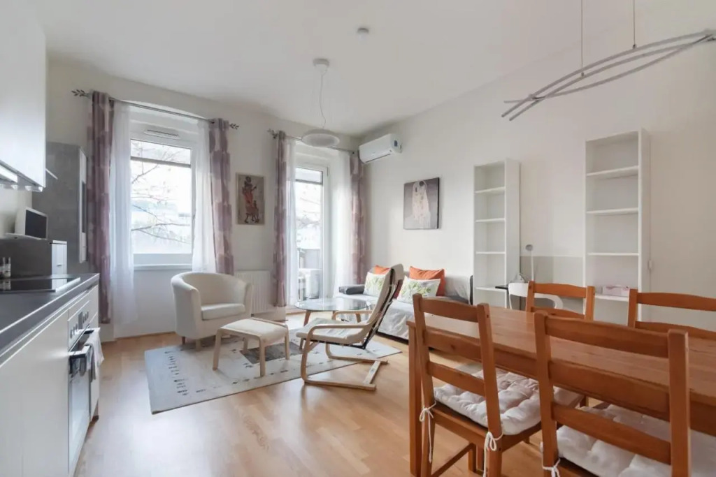 An der Donau 10 Minuten ins Zentrum Klimaanlage — 4-Star Luxury Hotel in Vienna, Austria