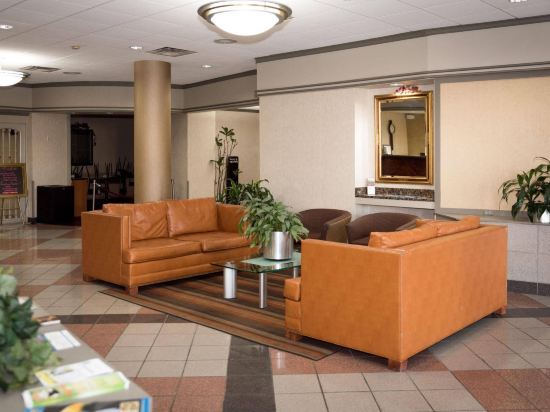 Ramada St. Louis Airport - photo 14