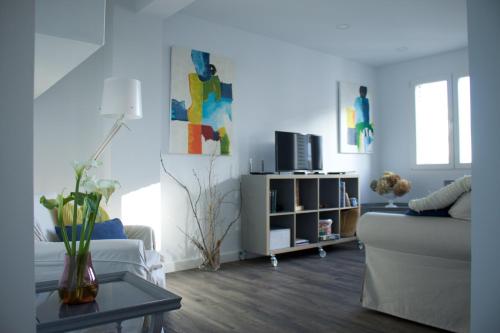 Apartamento Turístico Alfredo Truan — 4-Star Luxury Hotel in Gijon, Spain