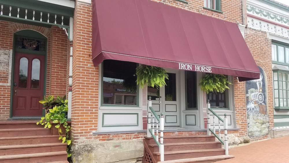 Iron Horse Hotel - photo 77