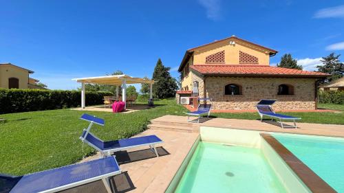 Villa Marina with private panoramic pool Borgo del Silenzio — 4-Star Luxury Hotel in Lajatico, Italy