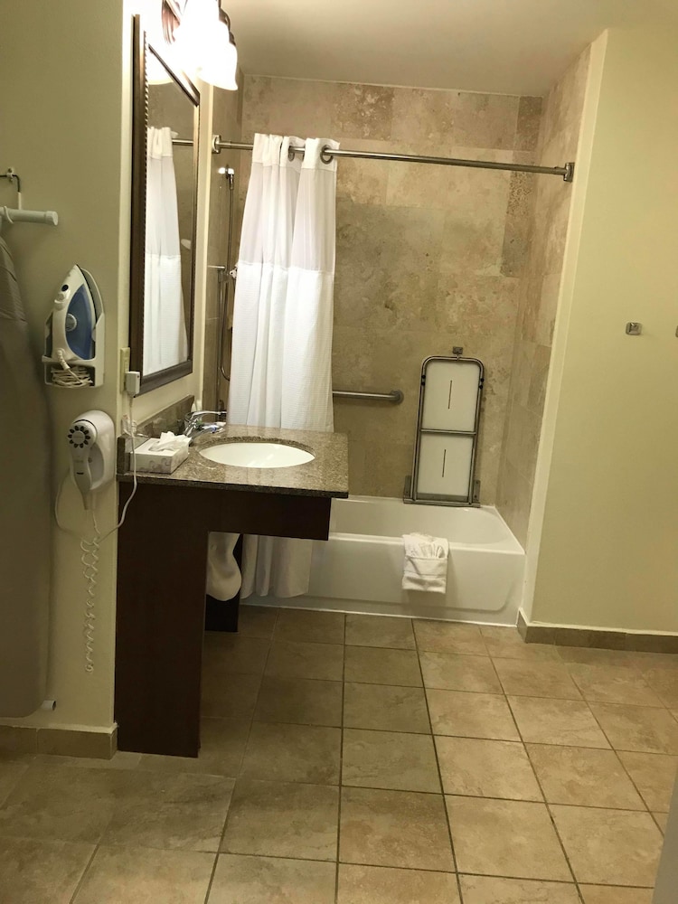 Staybridge Suites Austin Airport by IHG - photo 41