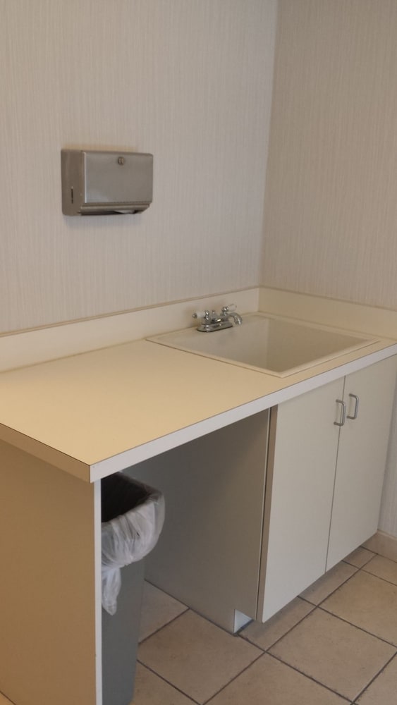 Residence Inn by Marriott Orlando East UCF Area - photo 42