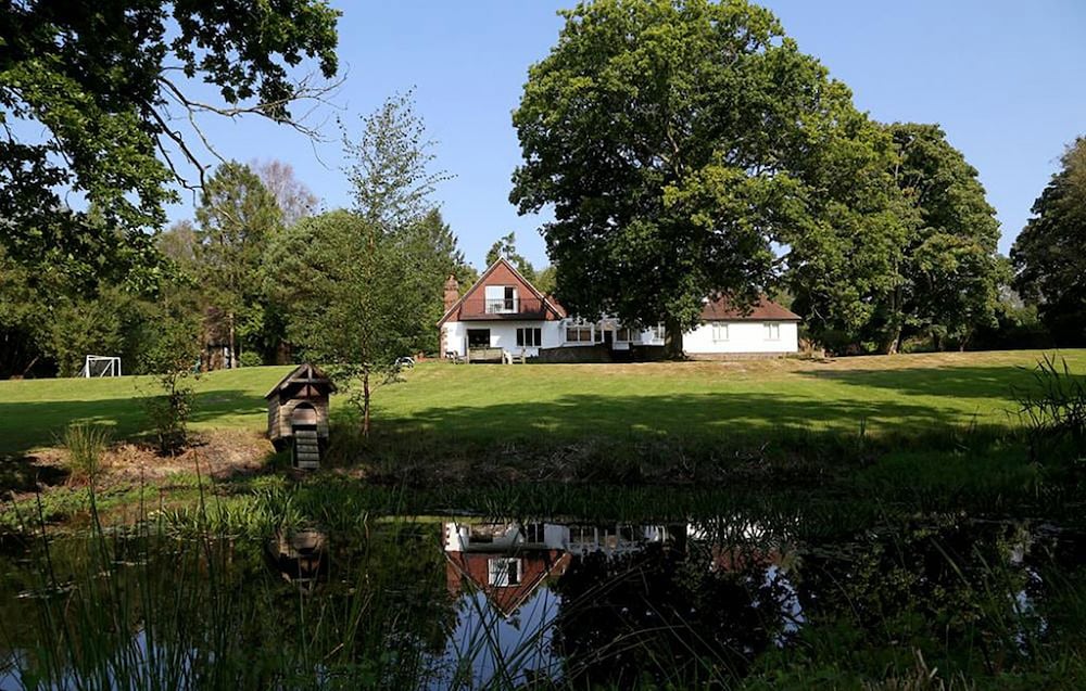 Poundgate Park Holiday House — 4-Star Luxury Hotel in Crowborough, United Kingdom