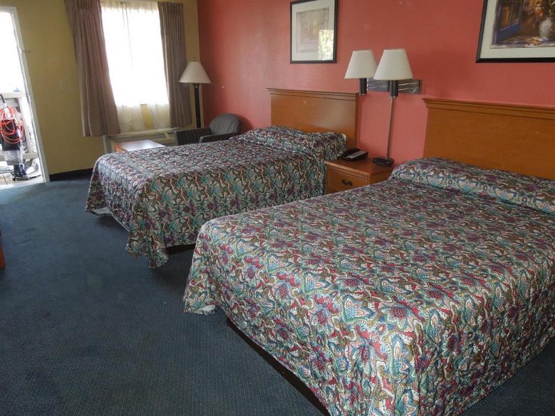 Kozy Inn - photo 14