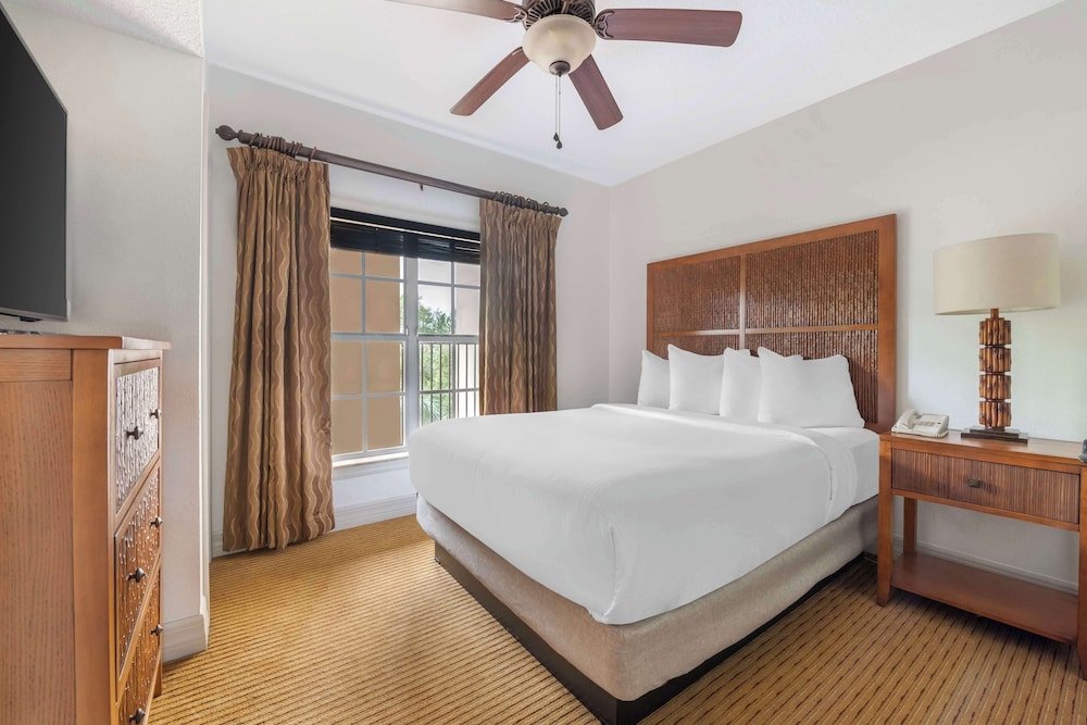 Hilton Vacation Club Aqua Sol Orlando West - photo 6
