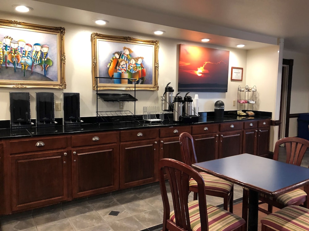 Best Western Plus Atlantic City West Extended Stay & Suites - photo 23