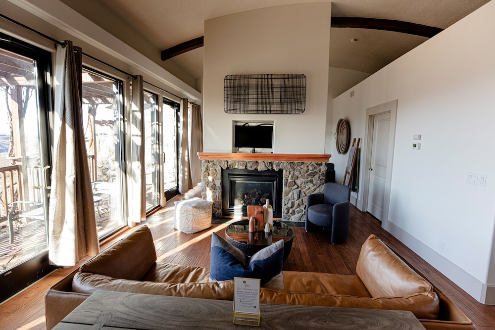 Sagecliffe Resort & Spa - photo 8