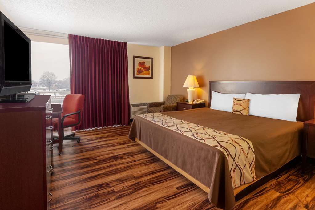 Travelodge by Wyndham Cleveland Airport - photo 25