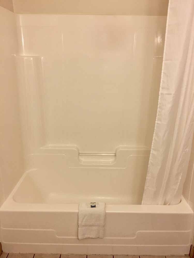 Thumb Heritage Inn - photo 35