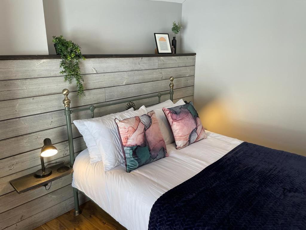 Stunning 1 Bedroom Flat in the Mumbles — 4-Star Luxury Hotel in Swansea, United Kingdom
