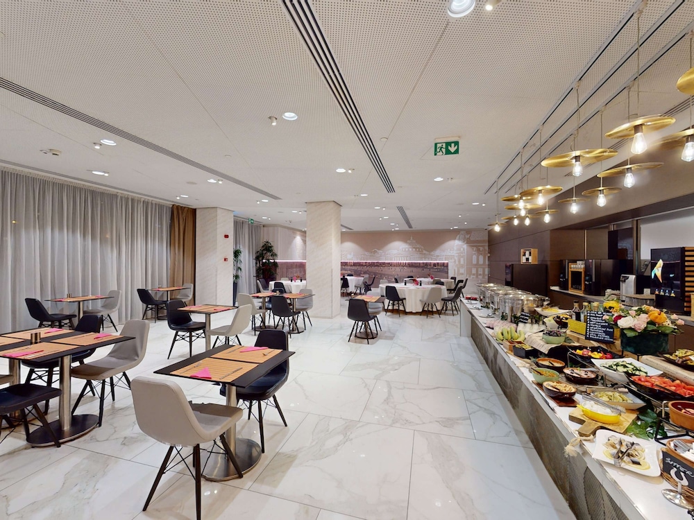 מזון ומשקאות