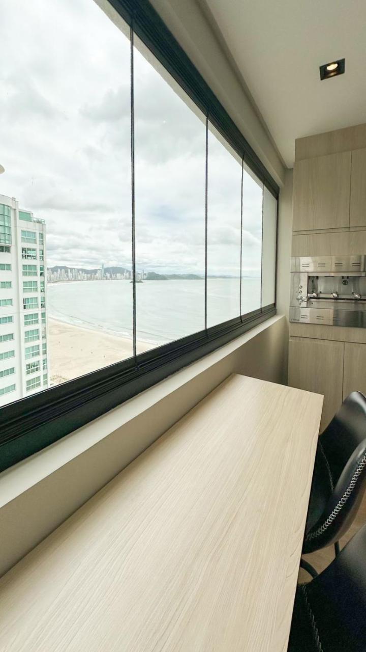 Apartamento Frente Mar Com Garagem
